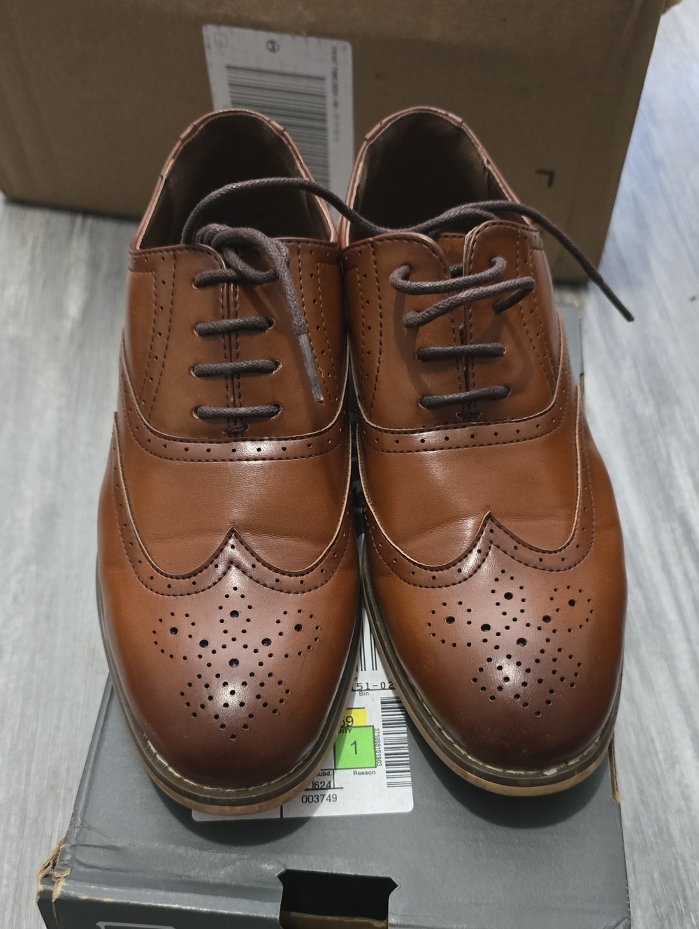 Stacy Adams Men's Tan Wingtip Brogues